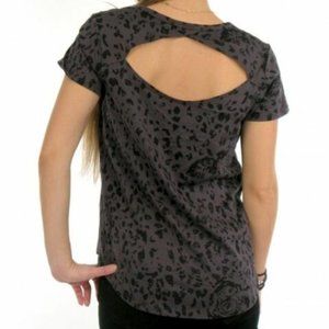 VANS St. Albans Tee Med. Animal Print Keyhole Back